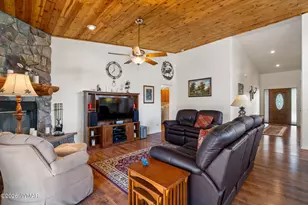 2242 Grizzly Dr, Overgaard, AZ 85933 - Photo 9