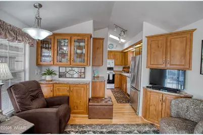270 N Clark Road, Unit #331, Show Low, AZ 85901 - Photo 7