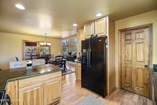 2818 Constellation Ln, Overgaard, AZ 85933 - Photo 9