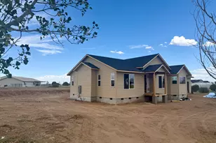 2090 Meadow Way, Taylor, AZ 85939 - Photo 3