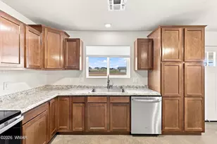 327 Halli Jo Loop, Taylor, AZ 85939 - Photo 15