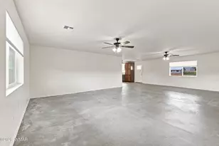 327 Halli Jo Loop, Taylor, AZ 85939 - Photo 5