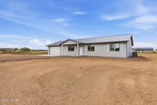 327 Halli Jo Loop, Taylor, AZ 85939 - Photo 3