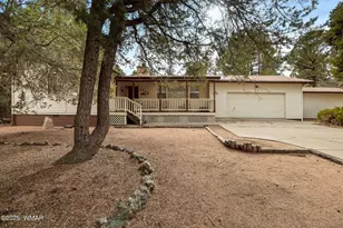 1720 N 39th Dr, Show Low, AZ 85901 - Photo 1