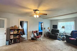 901 N Prairie Ave, Winslow, AZ 86047 - Photo 13