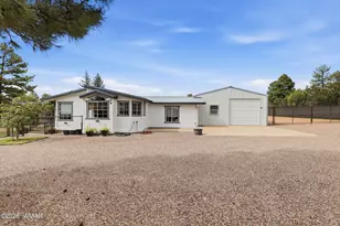 1087 Aspen Way, Show Low, AZ 85901 - Photo 1