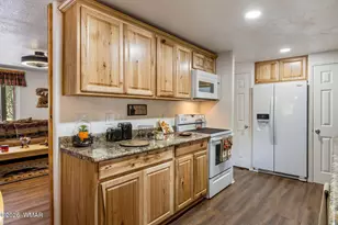 2976 Pine Rim Rd, Overgaard, AZ 85933 - Photo 11