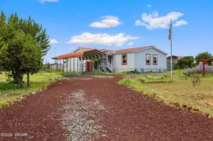 68 Charlene Dr, Concho, AZ 85924 - Photo 1