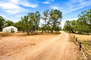 3071 Ponderosa Rd, Overgaard, AZ 85933 - Photo 55