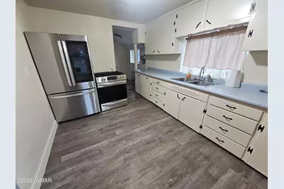 210 S Harless Street, Eagar, AZ 85925 - Photo 7
