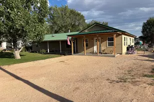 440 S 7th St, Saint Johns, AZ 85936 - Photo 3