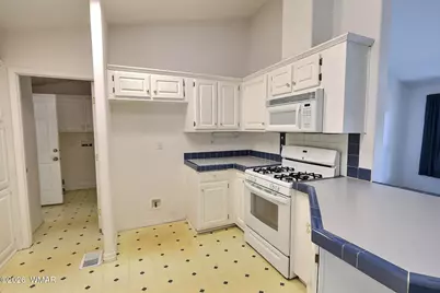 2381 W Zuni Court, Show Low, AZ 85901 - Photo 9