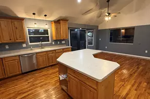 2185 Graphite Rd, Clay Springs, AZ 85923 - Photo 9