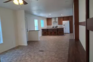1137 W Mountain View Dr, Taylor, AZ 85939 - Photo 5