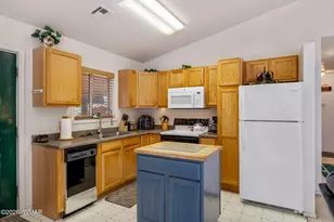1967 Tall Pine Cir, Overgaard, AZ 85933 - Photo 13