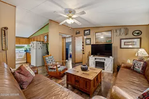 2032 Bald Eagle Ct, Overgaard, AZ 85933 - Photo 11