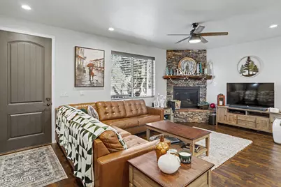 2620 N Eagle View Circle, Show Low, AZ 85901 - Photo 1