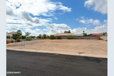 8964 W Century Drive, Arizona City, AZ 85123 - Photo 9