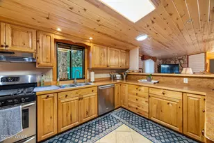 2056 Lumber Valley Rd, Overgaard, AZ 85933 - Photo 13