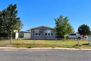 327 Edwardo Ave, Holbrook, AZ 86025 - Photo 1