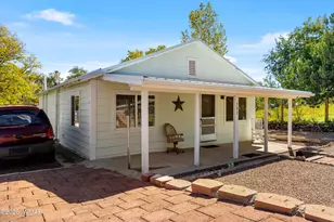 121 N 8th St, Show Low, AZ 85901 - Photo 1