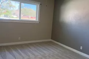 719 E Hampshire St, Holbrook, AZ 86025 - Photo 13