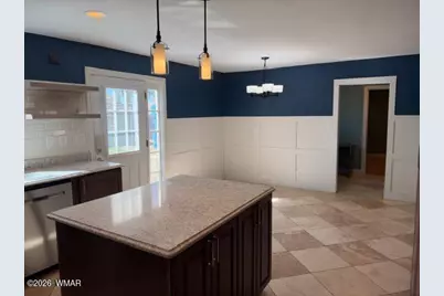719 E Hampshire Street, Holbrook, AZ 86025 - Photo 3