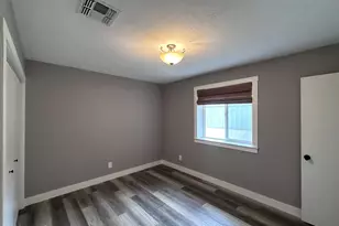270 E 3rd St, Eagar, AZ 85925 - Photo 9
