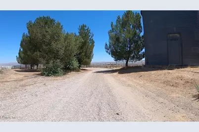 231 Castro Canyon Road, Cuyama, CA 93254 - Photo 11