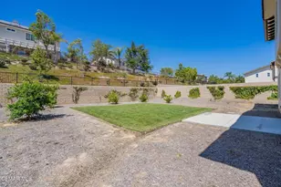4683 Summit Ave, Simi Valley, CA 93063 - Photo 75