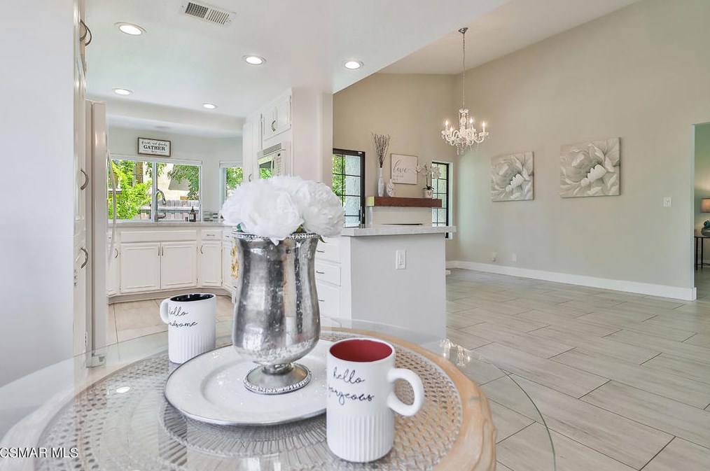88 Herringbone Ct, Thousand Oaks CA  91320-3849 exterior