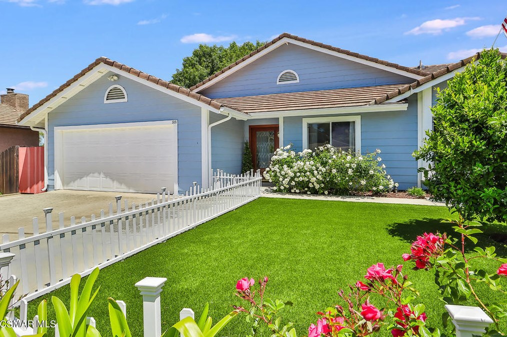 88 Herringbone Ct, Thousand Oaks CA  91320-3849 exterior