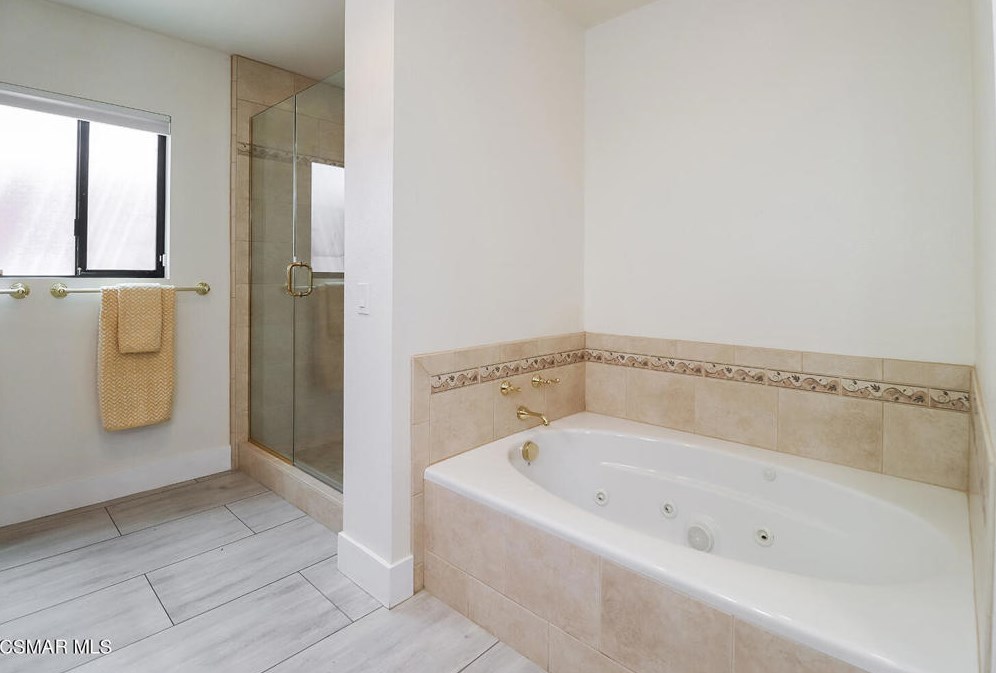 88 Herringbone Ct, Thousand Oaks CA  91320-3849 exterior