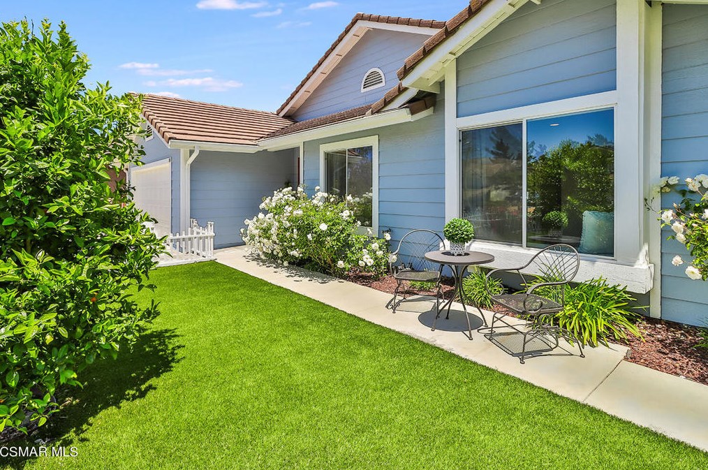 88 Herringbone Ct, Thousand Oaks CA  91320-3849 exterior