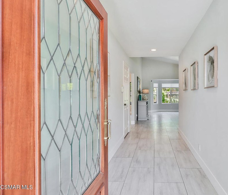88 Herringbone Ct, Thousand Oaks CA  91320-3849 exterior