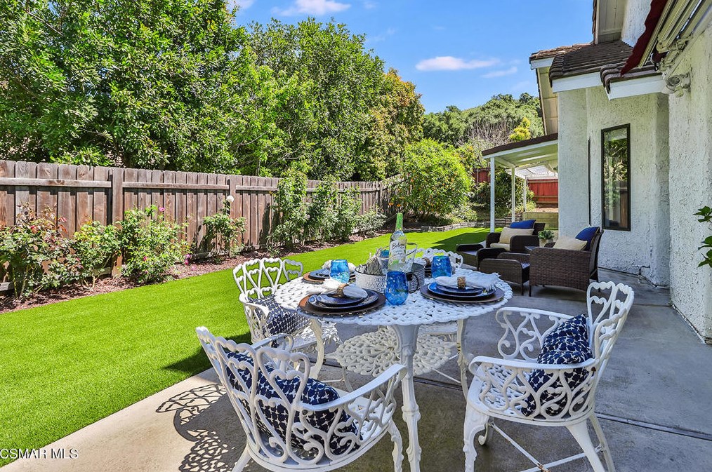 88 Herringbone Ct, Thousand Oaks CA  91320-3849 exterior