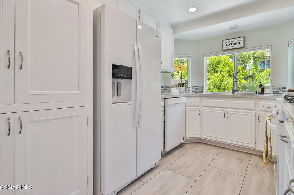 88 Herringbone Ct, Thousand Oaks CA  91320-3849 exterior