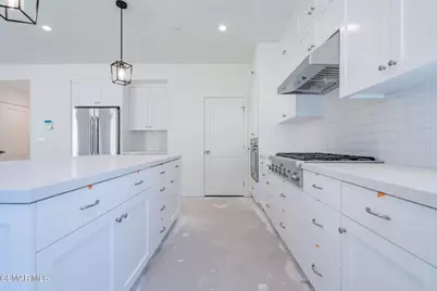 4699 Summit Avenue, Simi Valley, CA 93063 - Photo 23