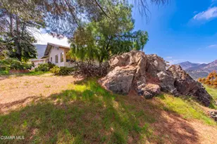 102 W Carlisle Rd, Thousand Oaks, CA 91361 - Photo 13