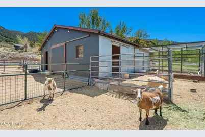 716 Aspen Springs Ranch Road, Mammoth Lakes, CA 93546 - Photo 45