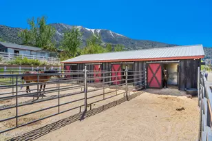 716 Aspen Springs Ranch Rd, Mammoth Lakes, CA 93546 - Photo 51