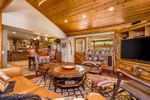 716 Aspen Springs Ranch Rd, Mammoth Lakes, CA 93546 - Photo 17
