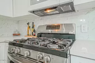 1520 W 107th St, Los Angeles, CA 90047 - Photo 15