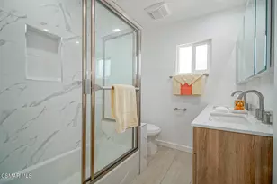 1520 W 107th St, Los Angeles, CA 90047 - Photo 9