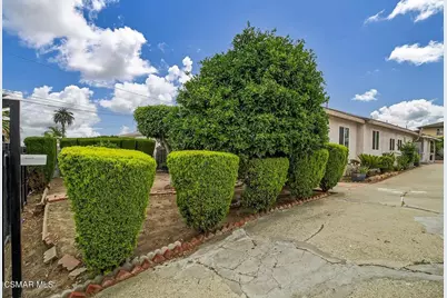 1520 W 107th Street, Los Angeles, CA 90047 - Photo 25