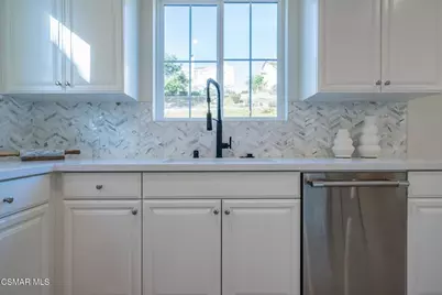 4679 Summit Avenue, Simi Valley, CA 93063 - Photo 31