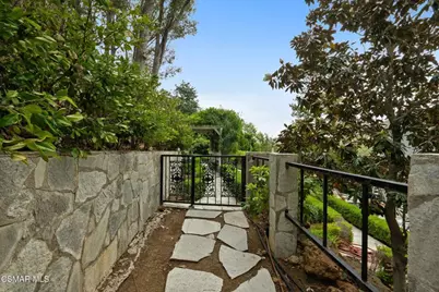 1561 Lookout Drive, Agoura Hills, CA 91301 - Photo 41