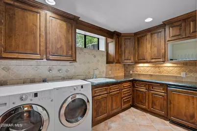 1561 Lookout Drive, Agoura Hills, CA 91301 - Photo 37