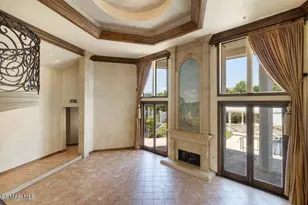 8445 Roseland Ave, Moorpark, CA 93021 - Photo 13