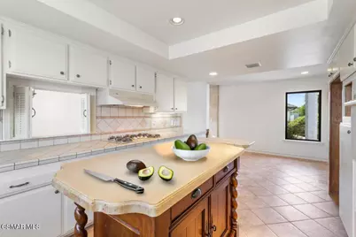 8445 Roseland Avenue, Moorpark, CA 93021 - Photo 49